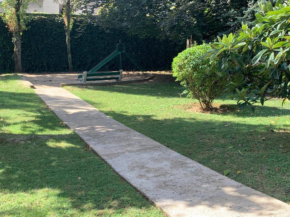 Lovely Studio Saint Jean Cachan, 20 Minutes From Luxembourg Gardens On Rer B And 350 M From Bagneux Rer B Apartment Luaran gambar